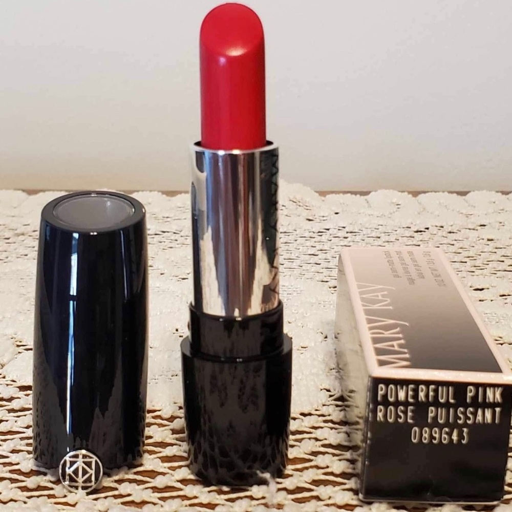 Mary Kay Lipstick; Shade: Powerful Pink             Never Used